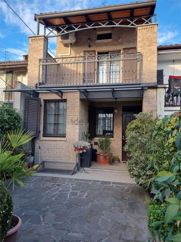 casa indipendente in vendita a Felizzano