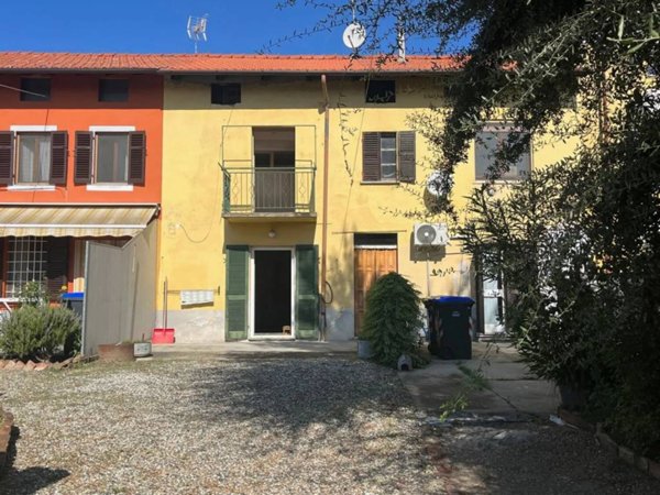 casa indipendente in vendita a Felizzano