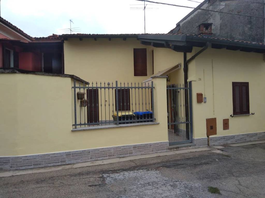 casa indipendente in vendita a Felizzano