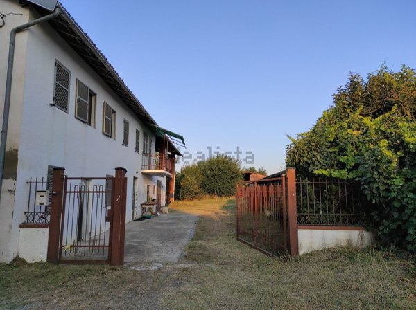 capannone in vendita a Felizzano