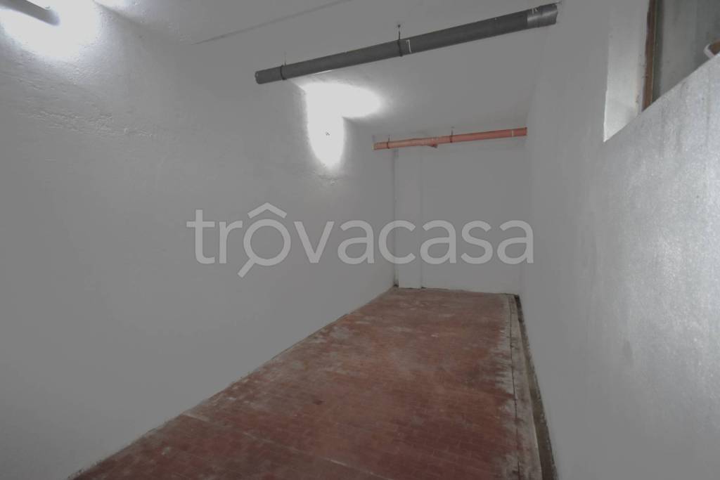 locale di sgombero in vendita a Verderio
