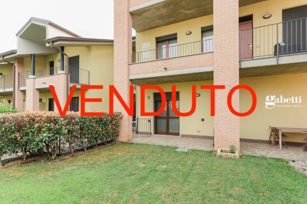 appartamento in vendita a Verderio in zona Verderio Superiore