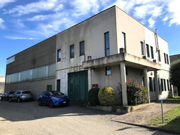 ufficio in vendita a Verderio
