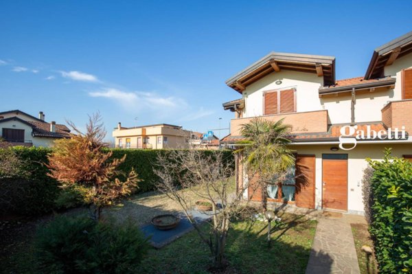 casa indipendente in vendita a Verderio