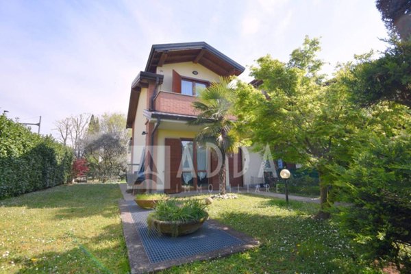 casa indipendente in vendita a Verderio