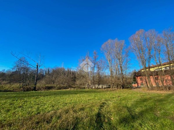 terreno edificabile in vendita a Verderio