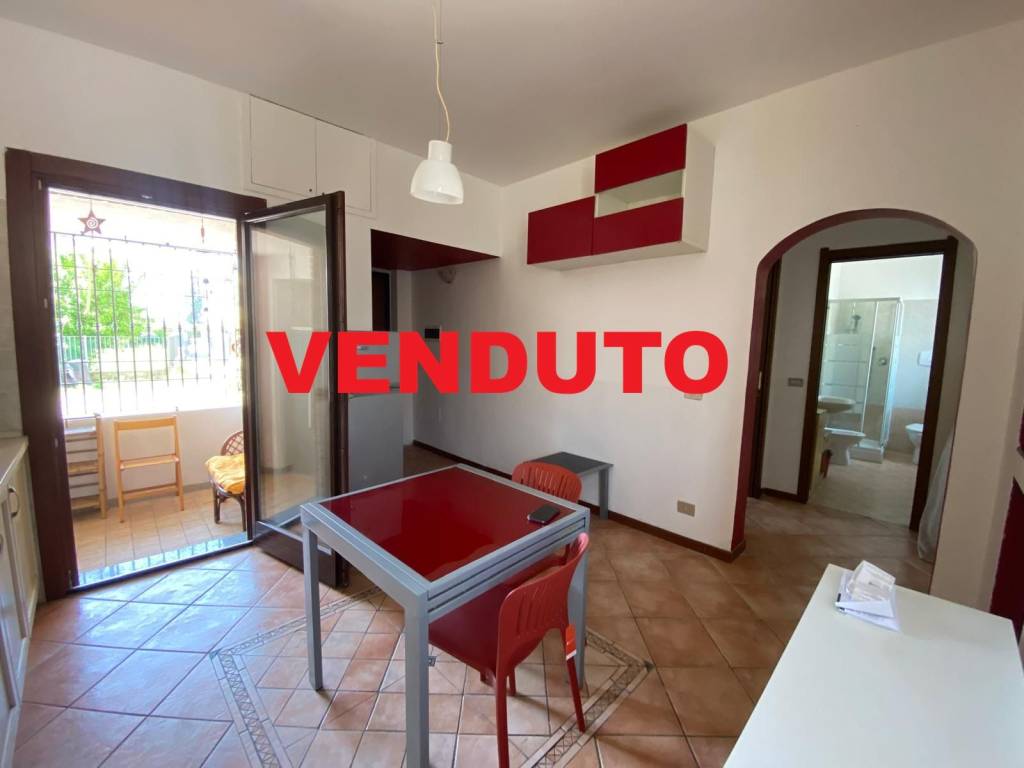 appartamento in vendita a Verderio in zona Verderio Inferiore