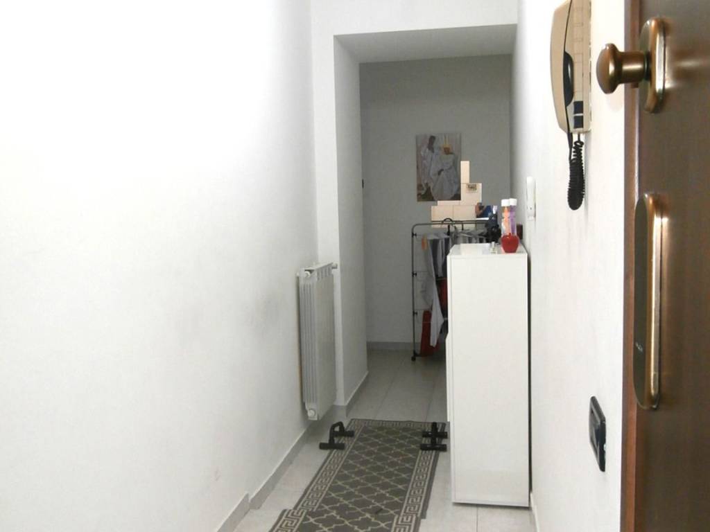 appartamento in vendita a Verderio in zona Verderio Inferiore