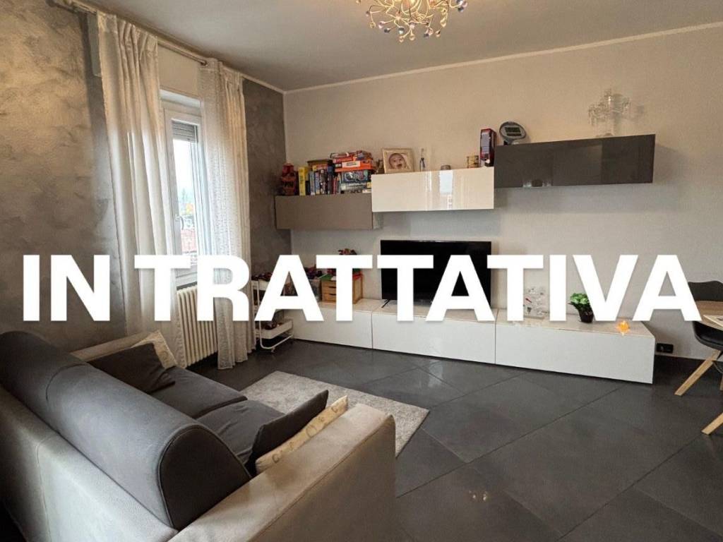 appartamento in vendita a Verderio in zona Verderio Superiore