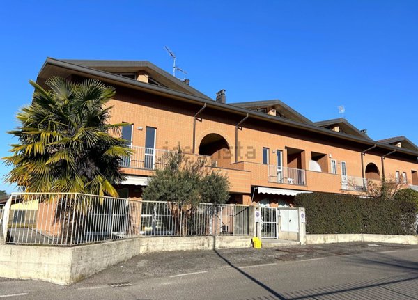 appartamento in vendita a Verderio