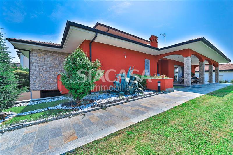 villa in vendita a Verderio