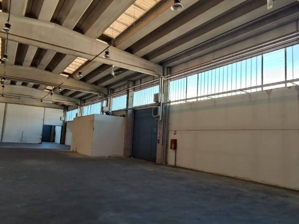 ufficio in vendita a Verderio