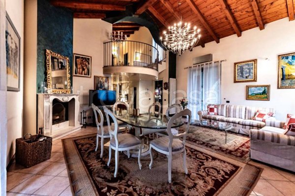 casa indipendente in vendita a Verderio