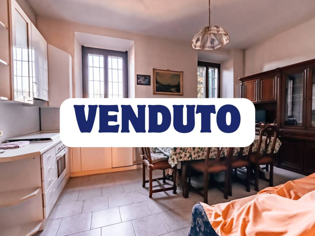 casa indipendente in vendita a Verderio in zona Verderio Inferiore
