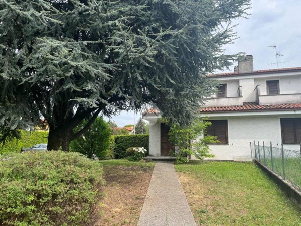 casa indipendente in vendita a Verderio