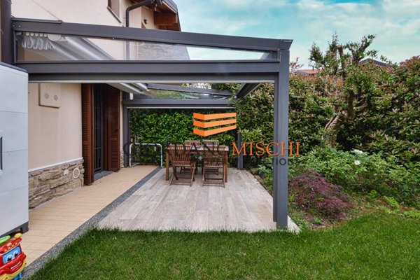 villa in vendita a Verderio
