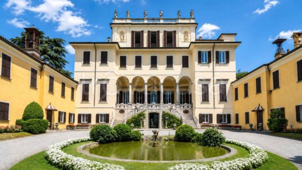 appartamento in vendita a Verderio in zona Verderio Superiore
