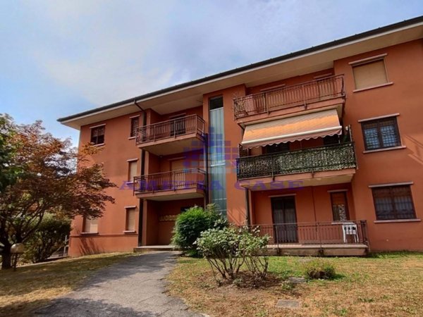 appartamento in vendita a Verderio in zona Verderio Superiore