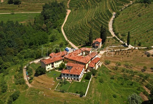 azienda agricola in vendita a La Valletta Brianza in zona Galbusera Bianca
