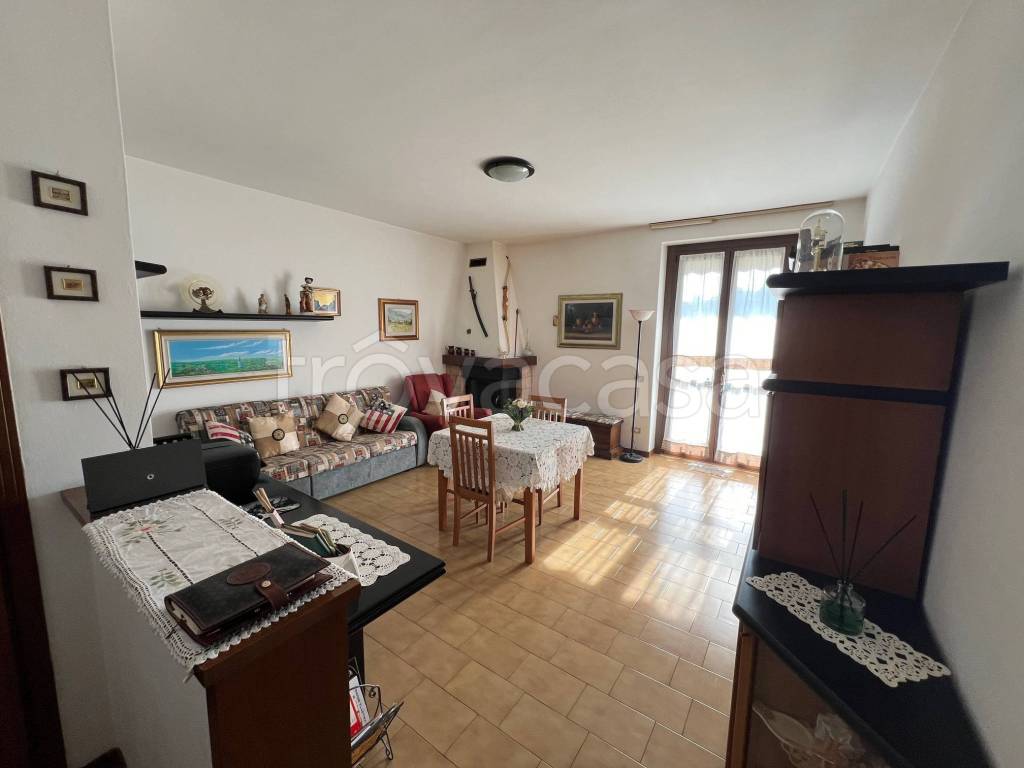 appartamento in vendita a La Valletta Brianza
