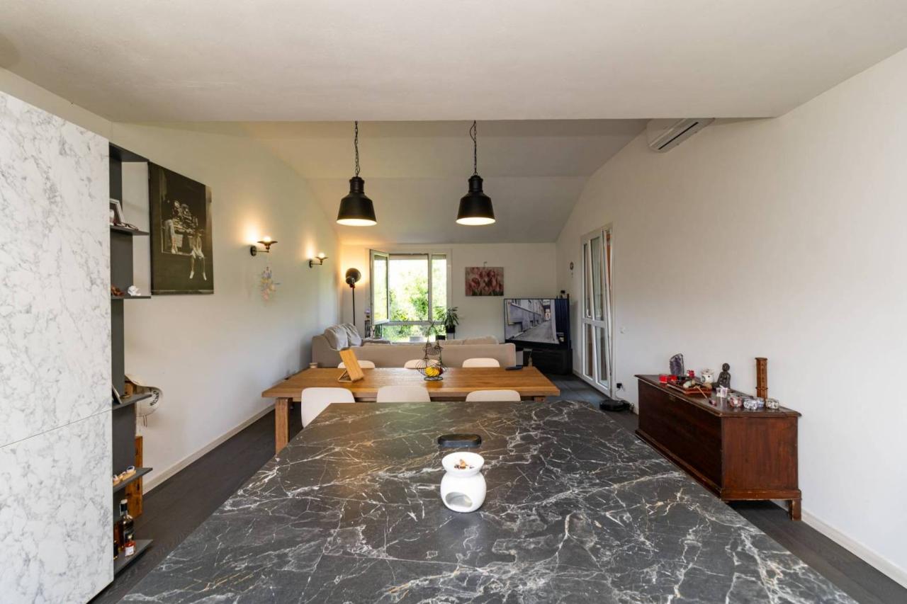 casa indipendente in vendita a La Valletta Brianza in zona Rovagnate