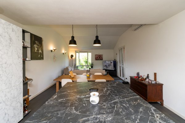 casa semindipendente in vendita a La Valletta Brianza in zona Rovagnate