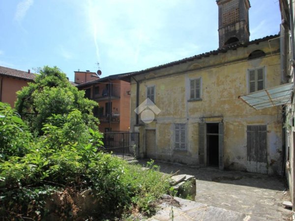 casa indipendente in vendita a La Valletta Brianza in zona Rovagnate