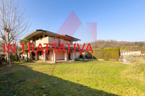 casa indipendente in vendita a La Valletta Brianza