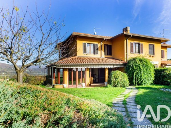 casa indipendente in vendita a La Valletta Brianza in zona Perego