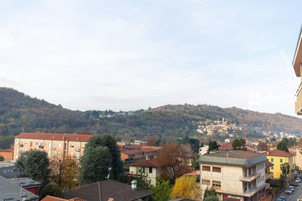 appartamento in vendita a La Valletta Brianza