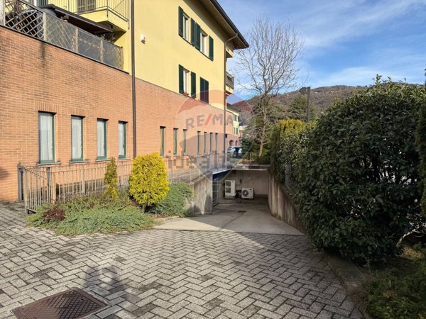 locale di sgombero in vendita a La Valletta Brianza