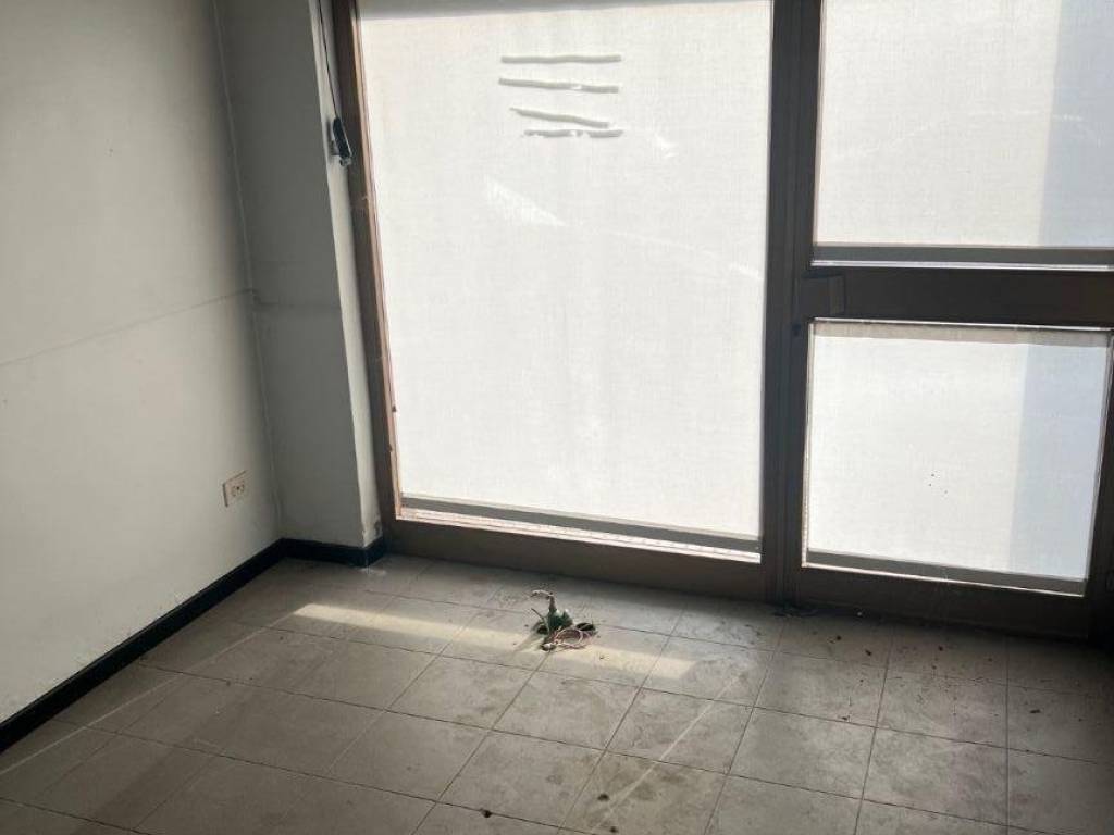 negozio in vendita a La Valletta Brianza in zona Rovagnate