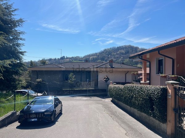 casa indipendente in vendita a La Valletta Brianza