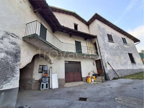 appartamento in vendita a La Valletta Brianza in zona Crescenzaga