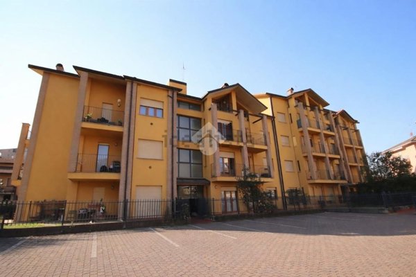 appartamento in vendita a La Valletta Brianza in zona Perego