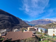 appartamento in vendita a Valvarrone in zona Introzzo