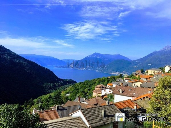 casa indipendente in vendita a Valvarrone in zona Vestreno