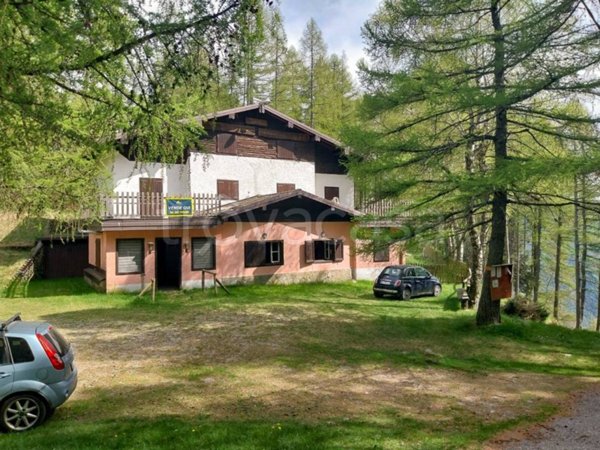 negozio in vendita a Valvarrone