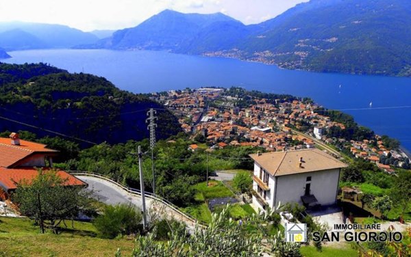 casa indipendente in vendita a Valvarrone