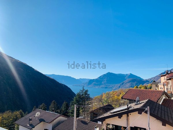 casa indipendente in vendita a Valvarrone