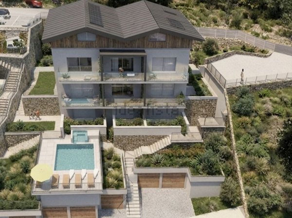 appartamento in vendita a Valvarrone in zona Vestreno