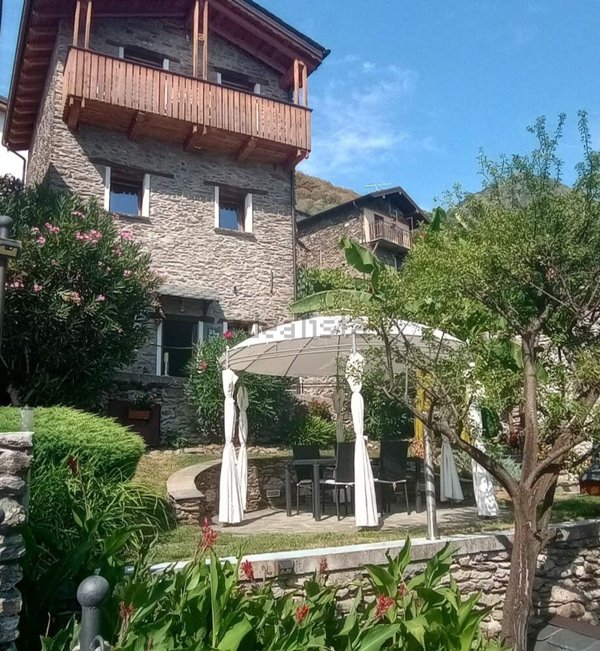 quadrivano in vendita a Valvarrone in zona Vestreno