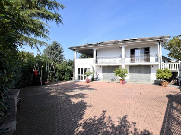 casa indipendente in vendita a Francavilla Bisio