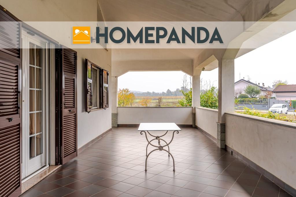 casa indipendente in vendita a Francavilla Bisio