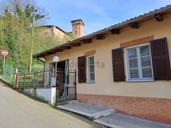 casa indipendente in vendita a Francavilla Bisio