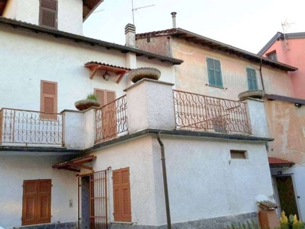 casa indipendente in vendita a Francavilla Bisio