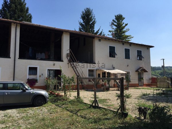 casa indipendente in vendita a Francavilla Bisio