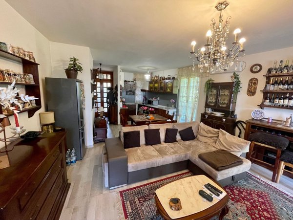 appartamento in vendita a Francavilla Bisio