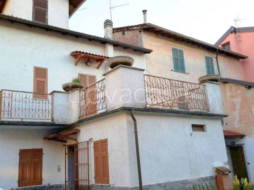 casa indipendente in vendita a Francavilla Bisio in zona Bisio