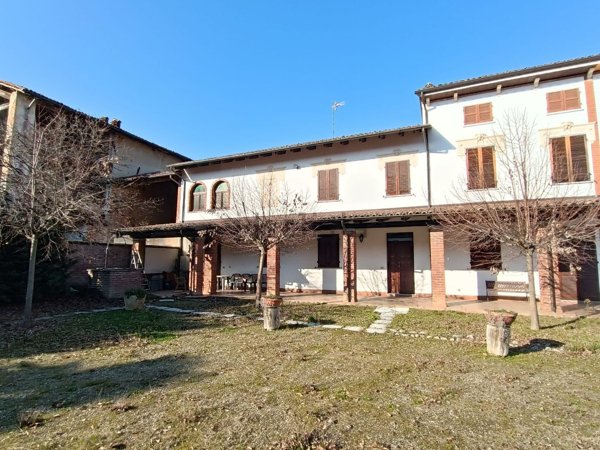 casa semindipendente in vendita a Frascaro